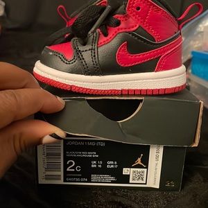 Jordan 1 Mid
